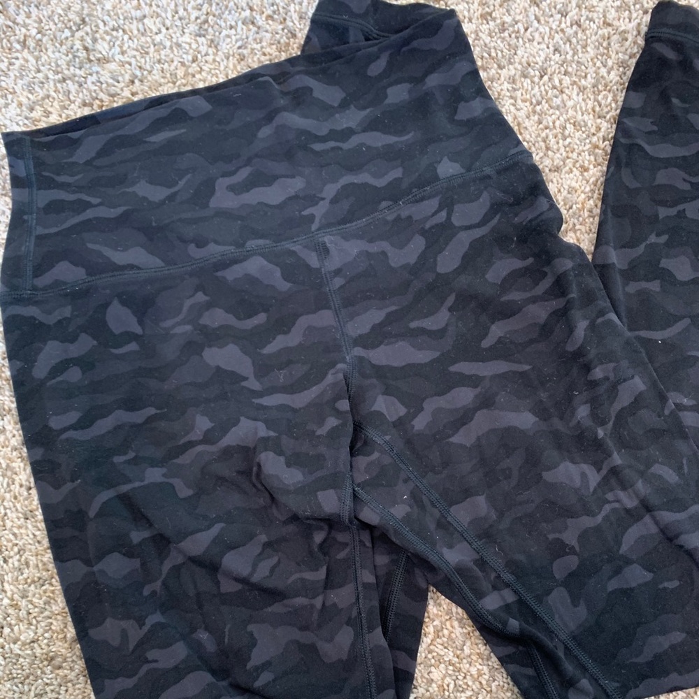 Lululemon Align Camo Pant 25”